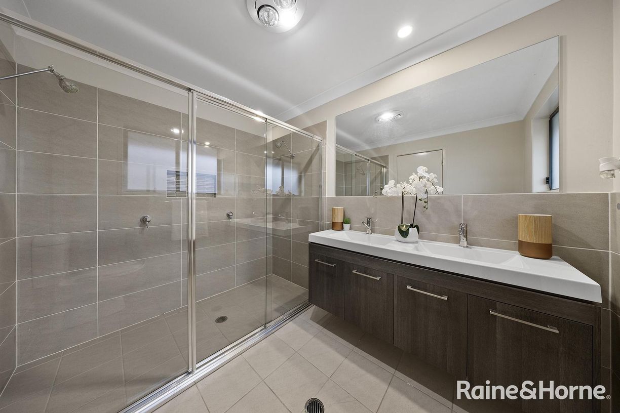 65 Ardennes Avenue — photo 18 of 24