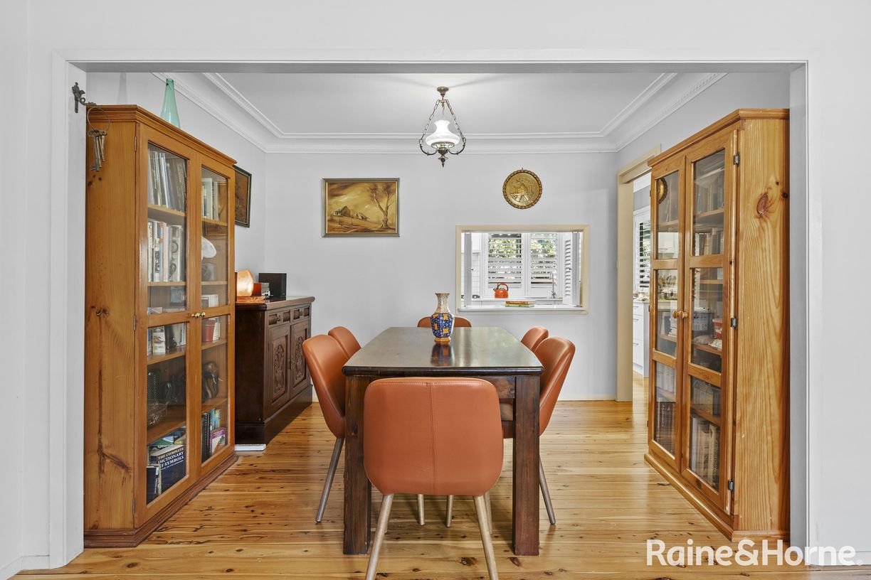 60 Coachwood Crescent — photo 5 of 16