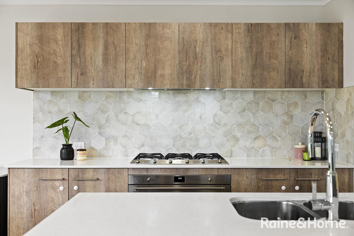11 Neptune Road — photo 12 of 28