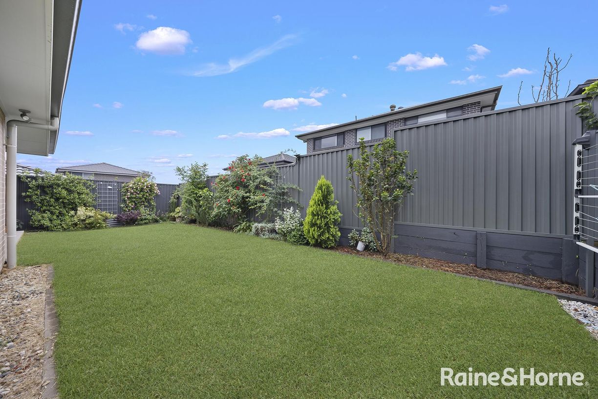 11 Neptune Road — photo 14 of 28