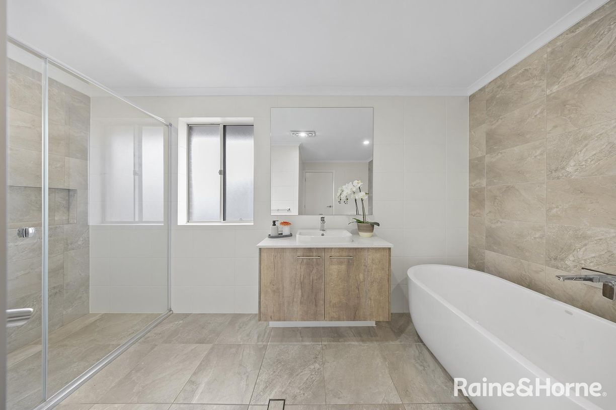 11 Neptune Road — photo 19 of 28