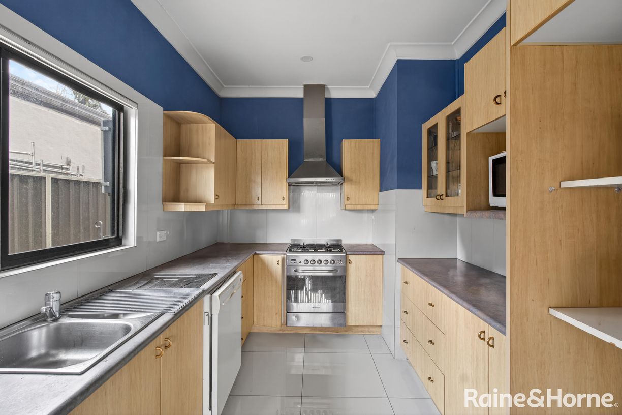 7 Sydney Street — photo 2 of 16