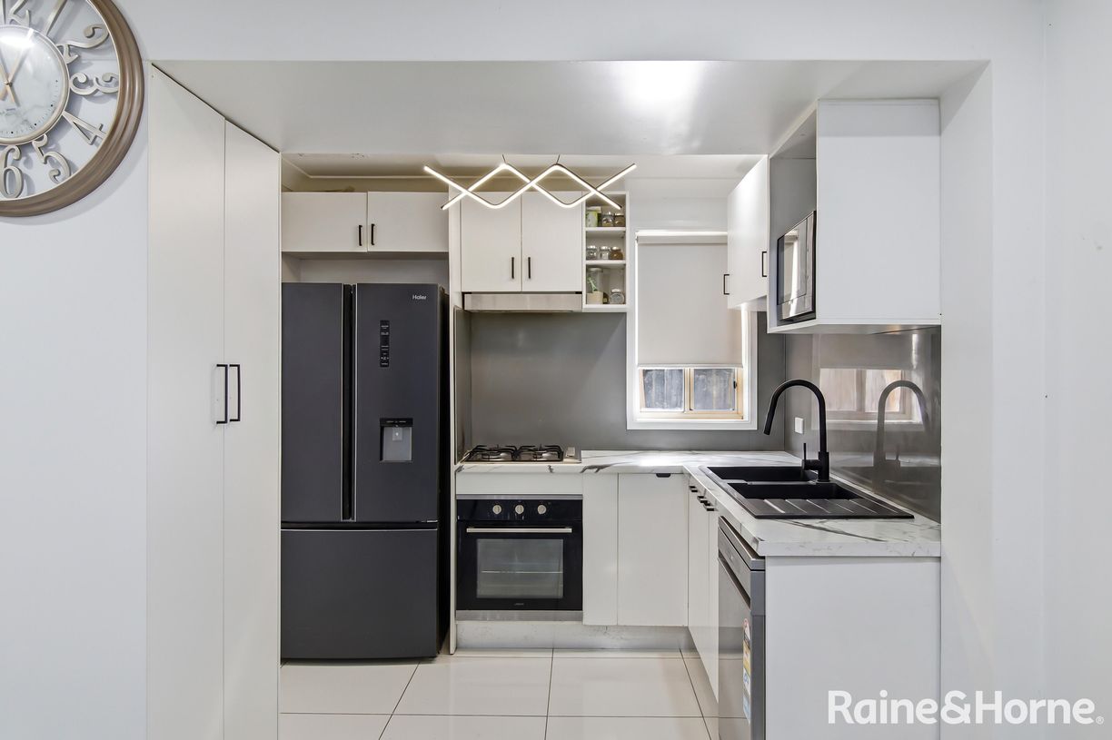 3/16 Patricia Street — photo 2 of 12