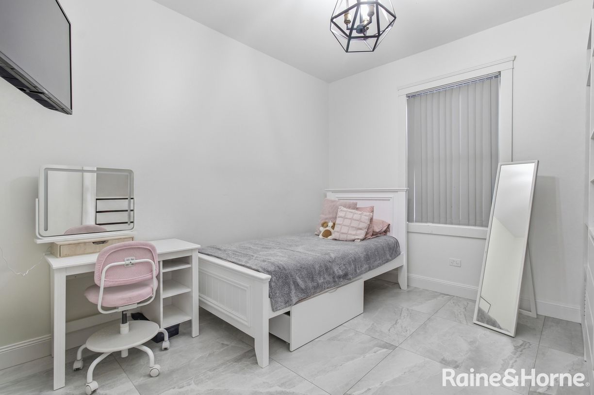 15 Kauri Street — photo 7 of 20