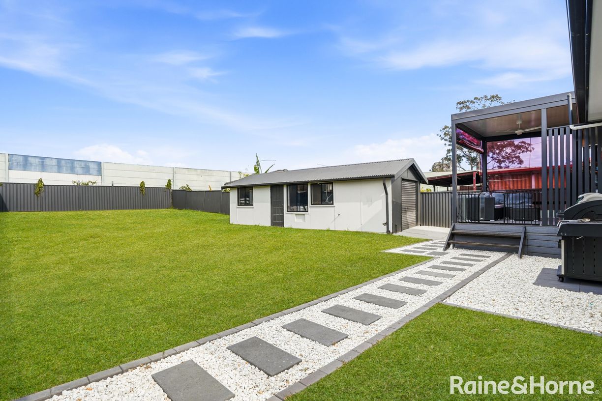 303 Vardys Road — photo 8 of 11