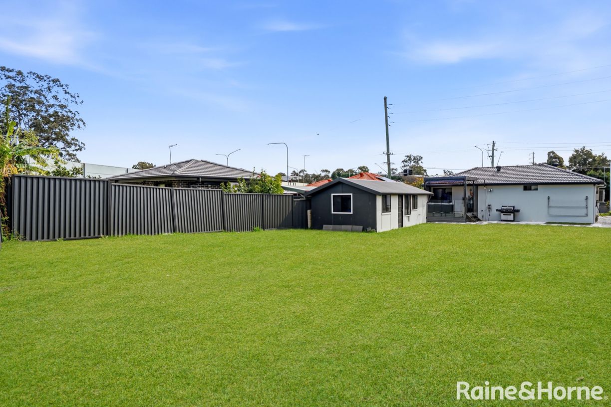 303 Vardys Road — photo 10 of 11