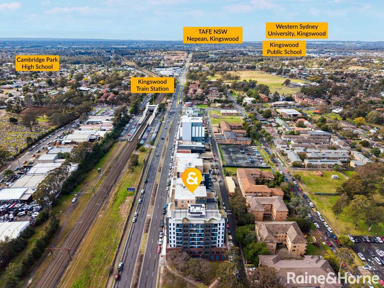 415/240-250 Great Western Highway — photo 11 of 12