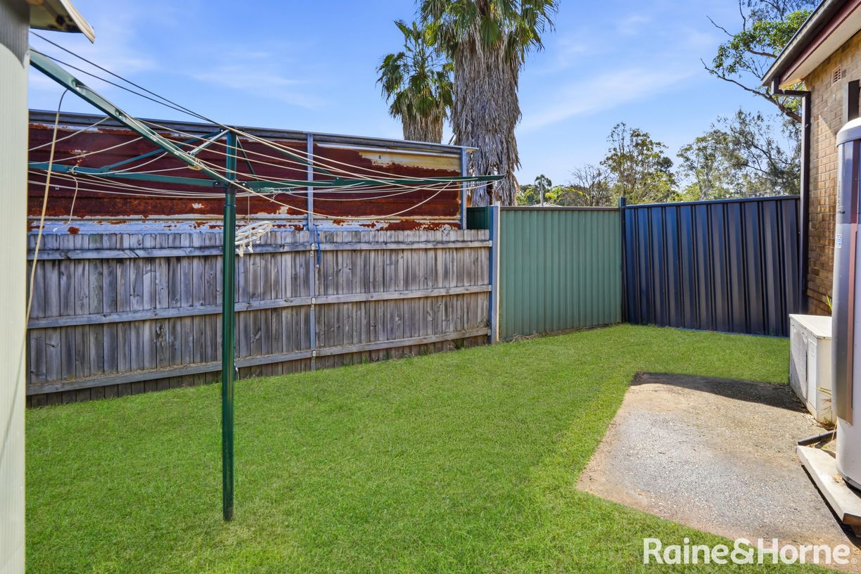 26 Oldaker Street — photo 9 of 12