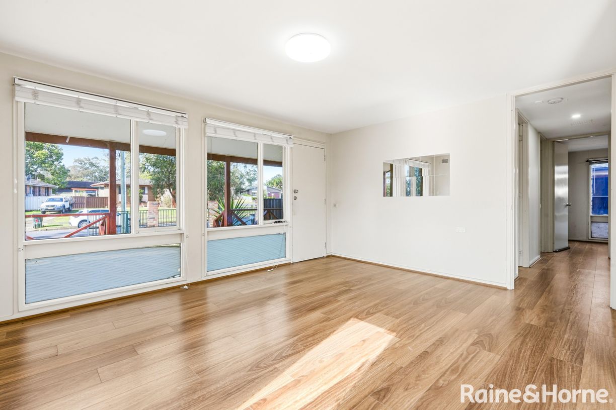 26 Oldaker Street — photo 4 of 12