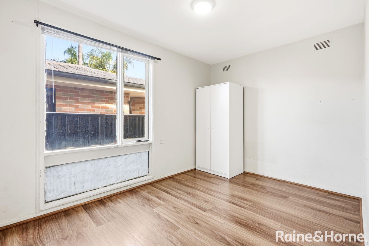 26 Oldaker Street — photo 6 of 12