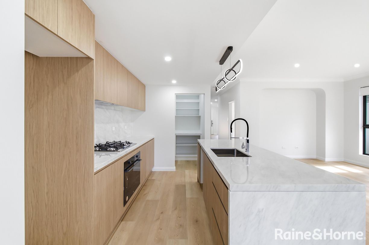 43 Orwell Street — photo 2 of 23