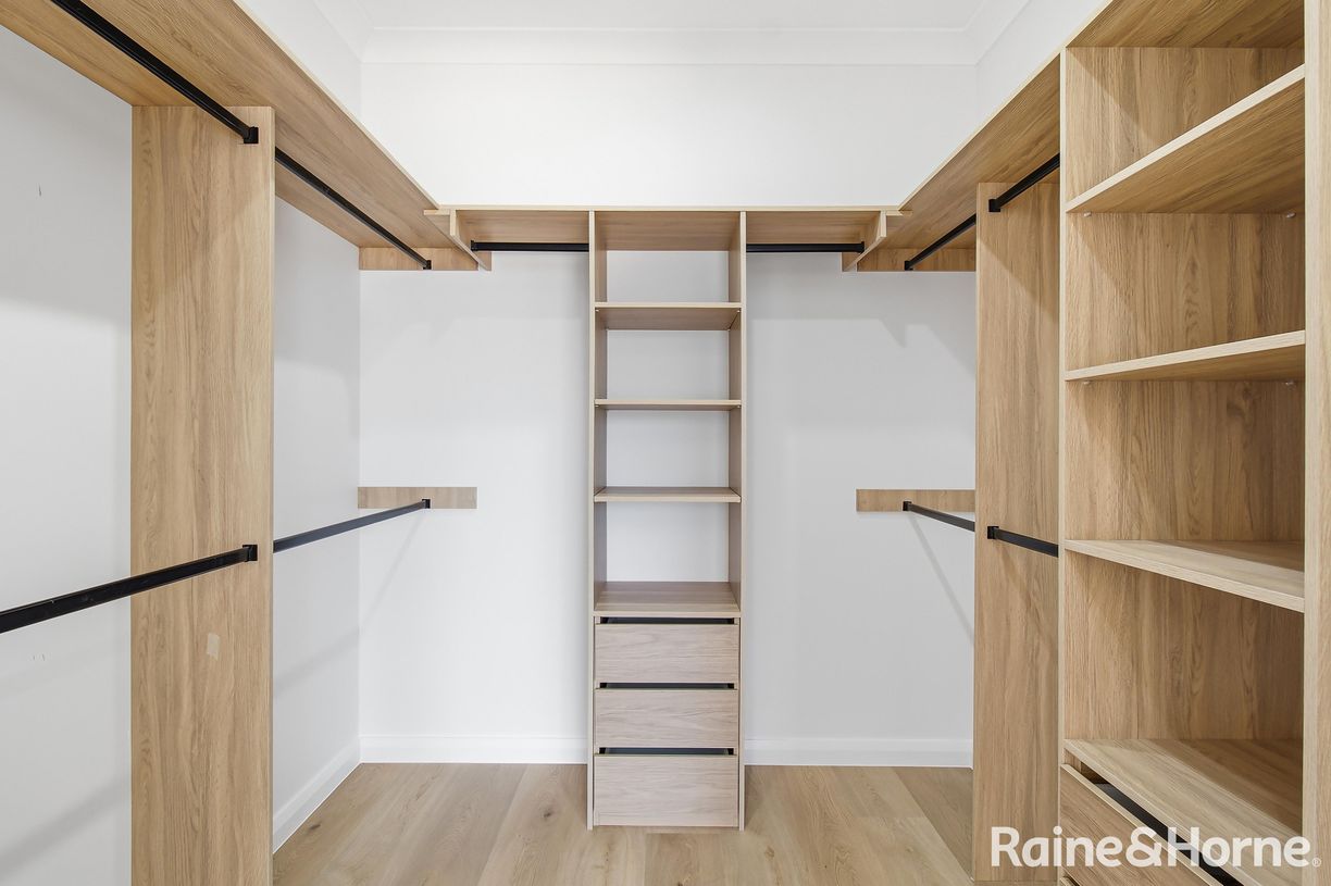 43 Orwell Street — photo 13 of 23