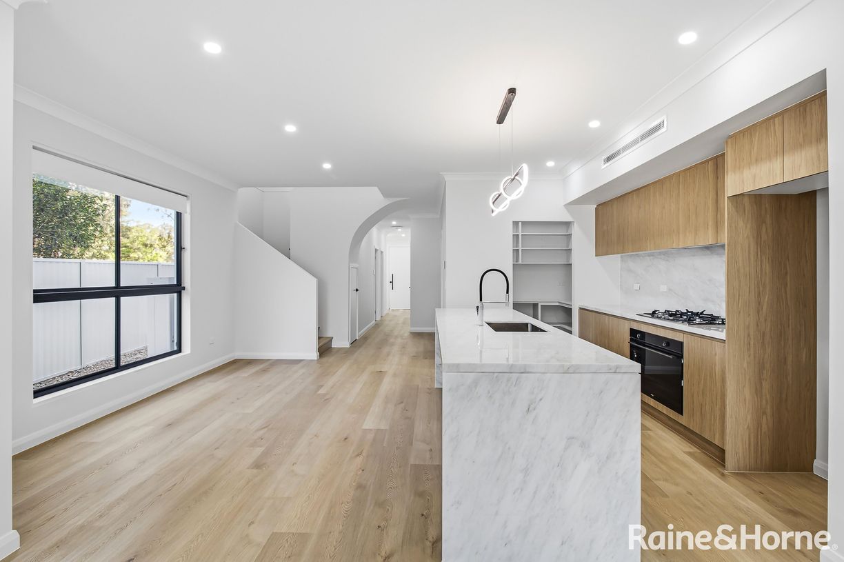 43a Orwell Street — photo 3 of 24