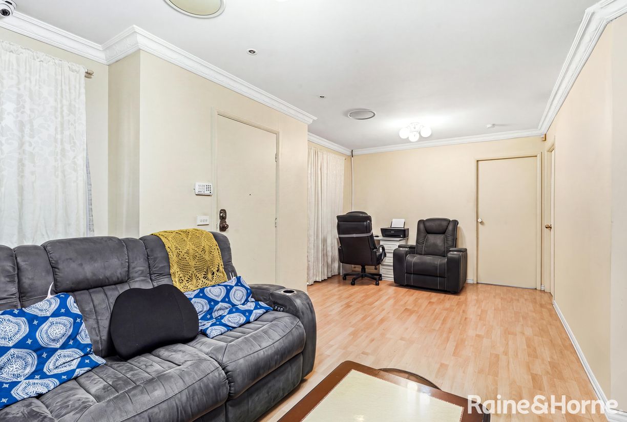 4 Bainton Place — photo 4 of 10