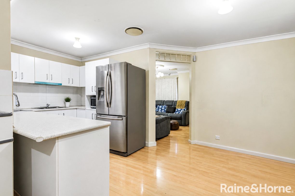4 Bainton Place — photo 2 of 10