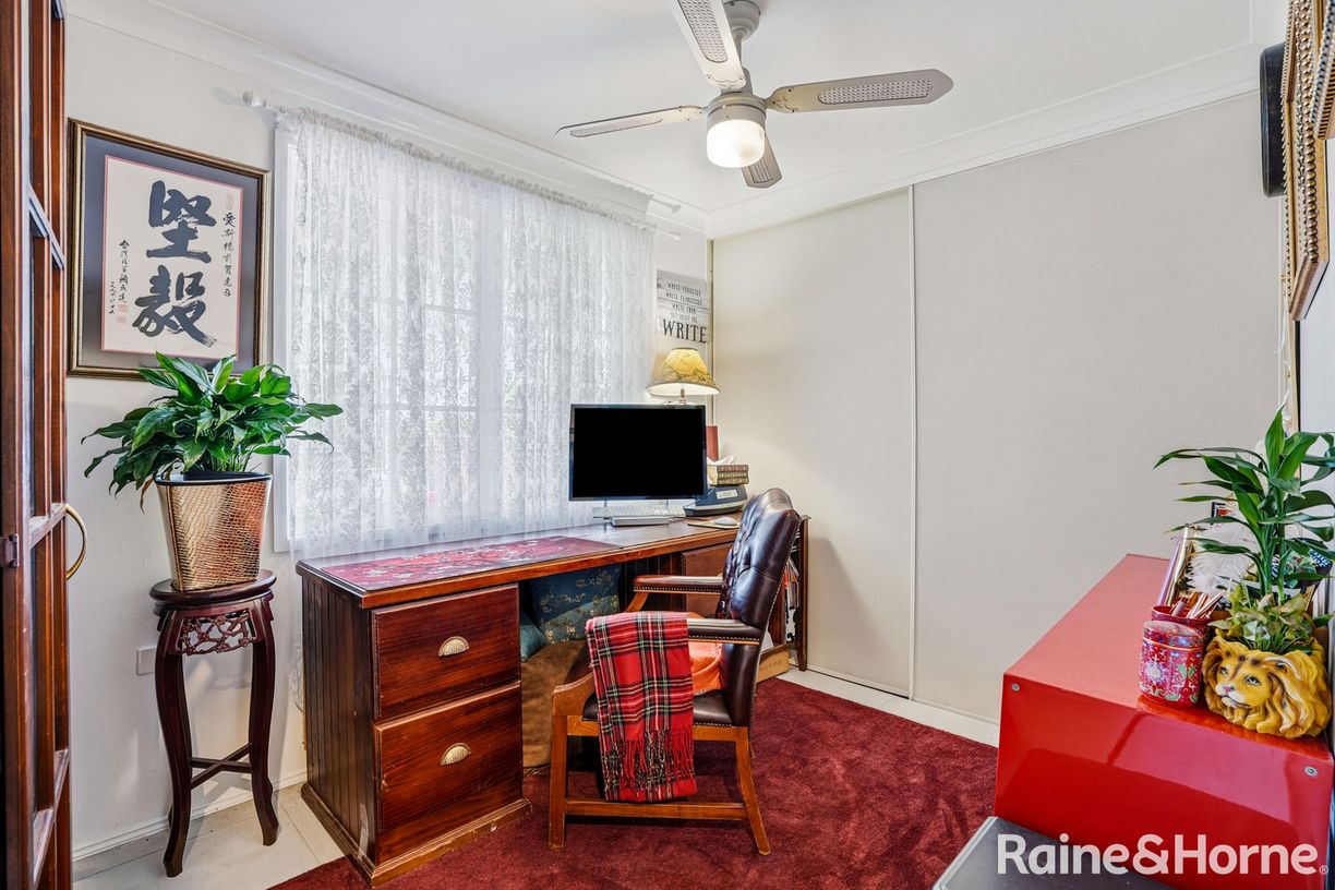 25 Jindalla Crescent — photo 6 of 13