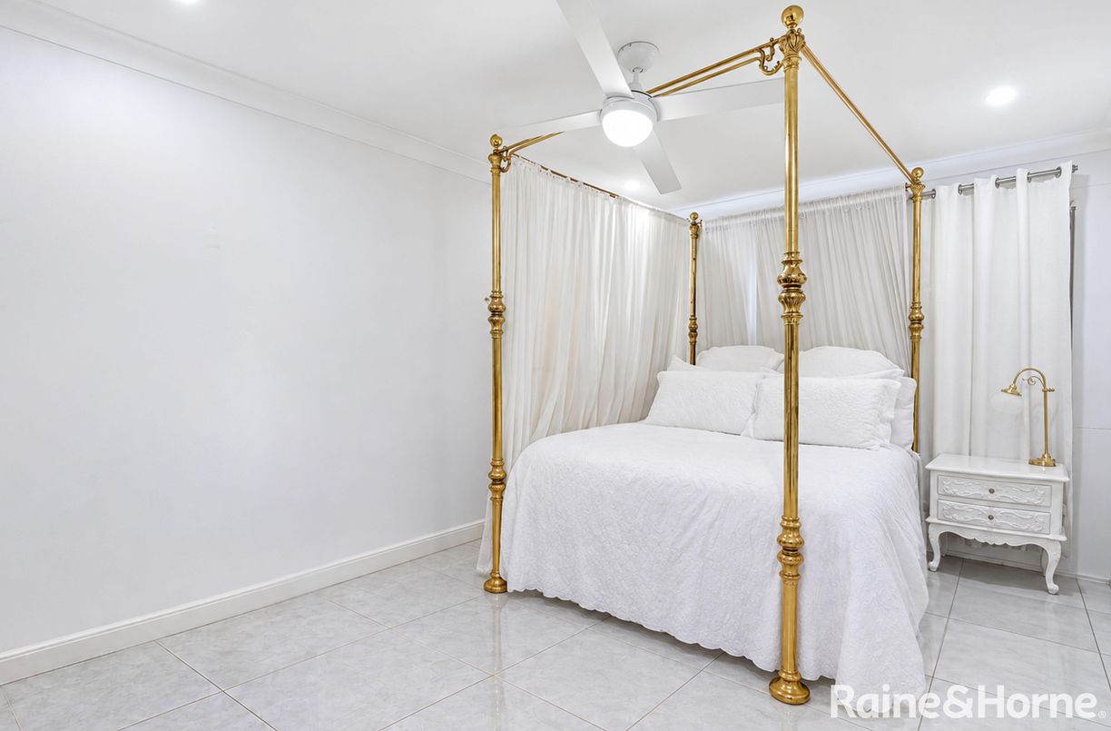 25 Jindalla Crescent — photo 5 of 13