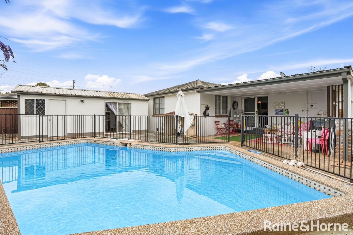 25 Jindalla Crescent — photo 10 of 13