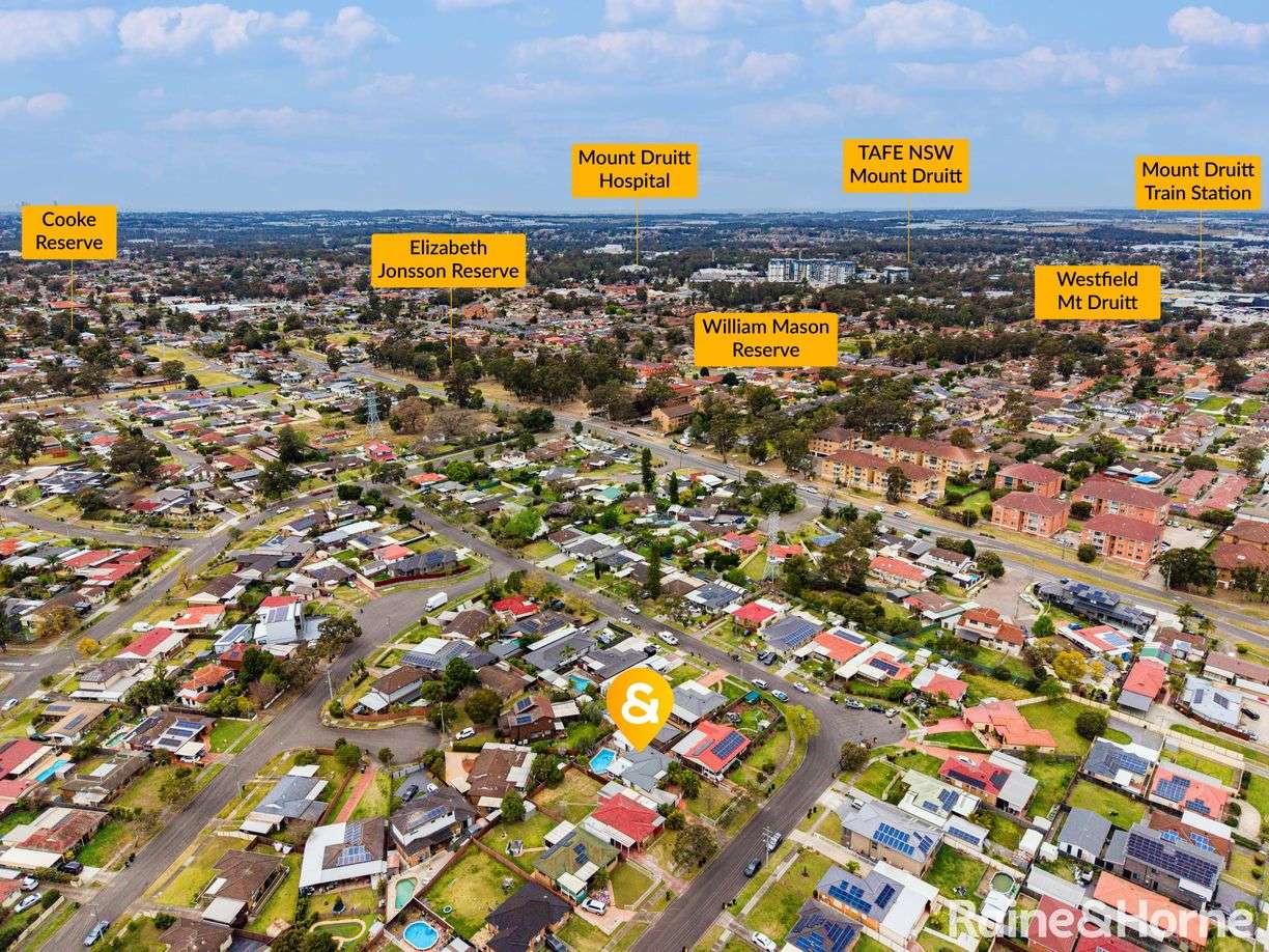 25 Jindalla Crescent — photo 12 of 13