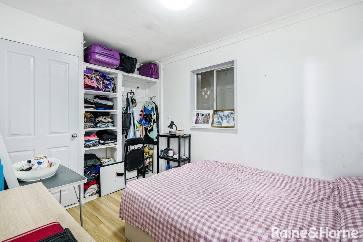 24 Bougainville Road — photo 5 of 13