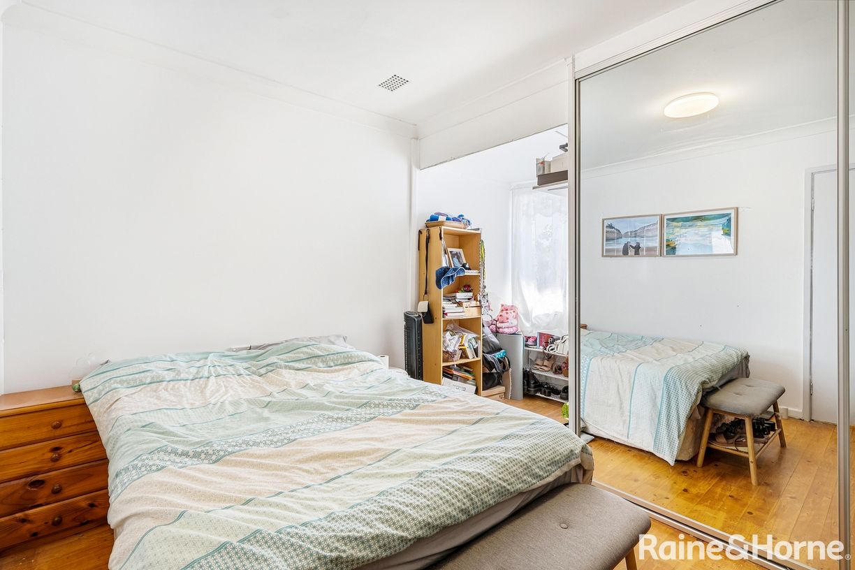 24 Bougainville Road — photo 6 of 13