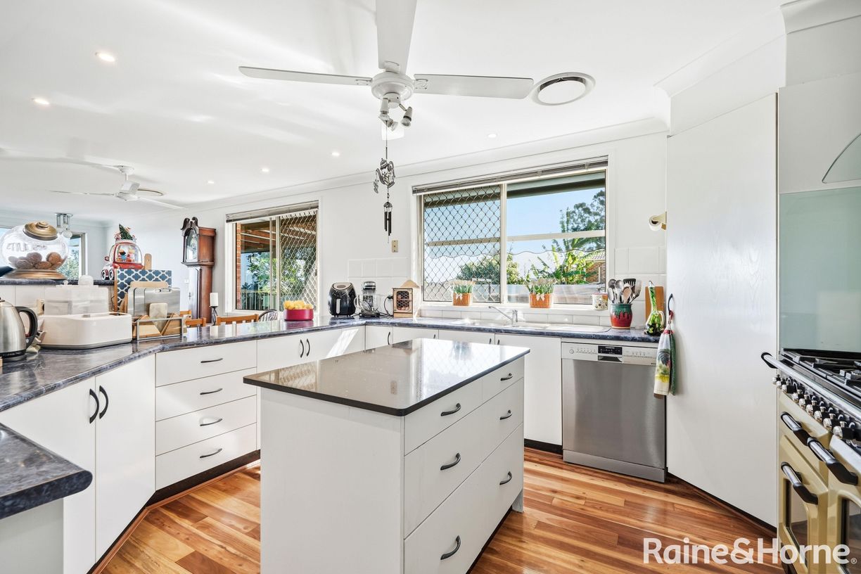 16A Bruxner Place — photo 3 of 19