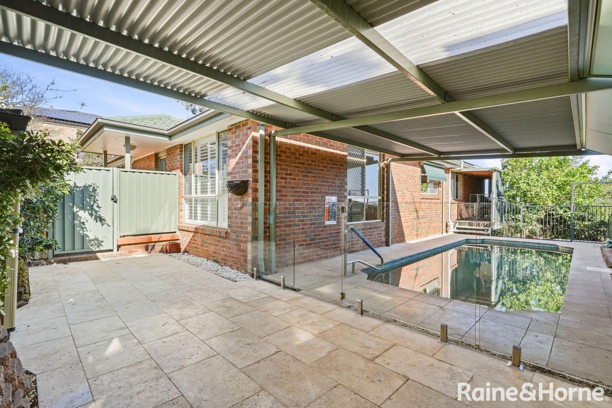 16A Bruxner Place — photo 16 of 19