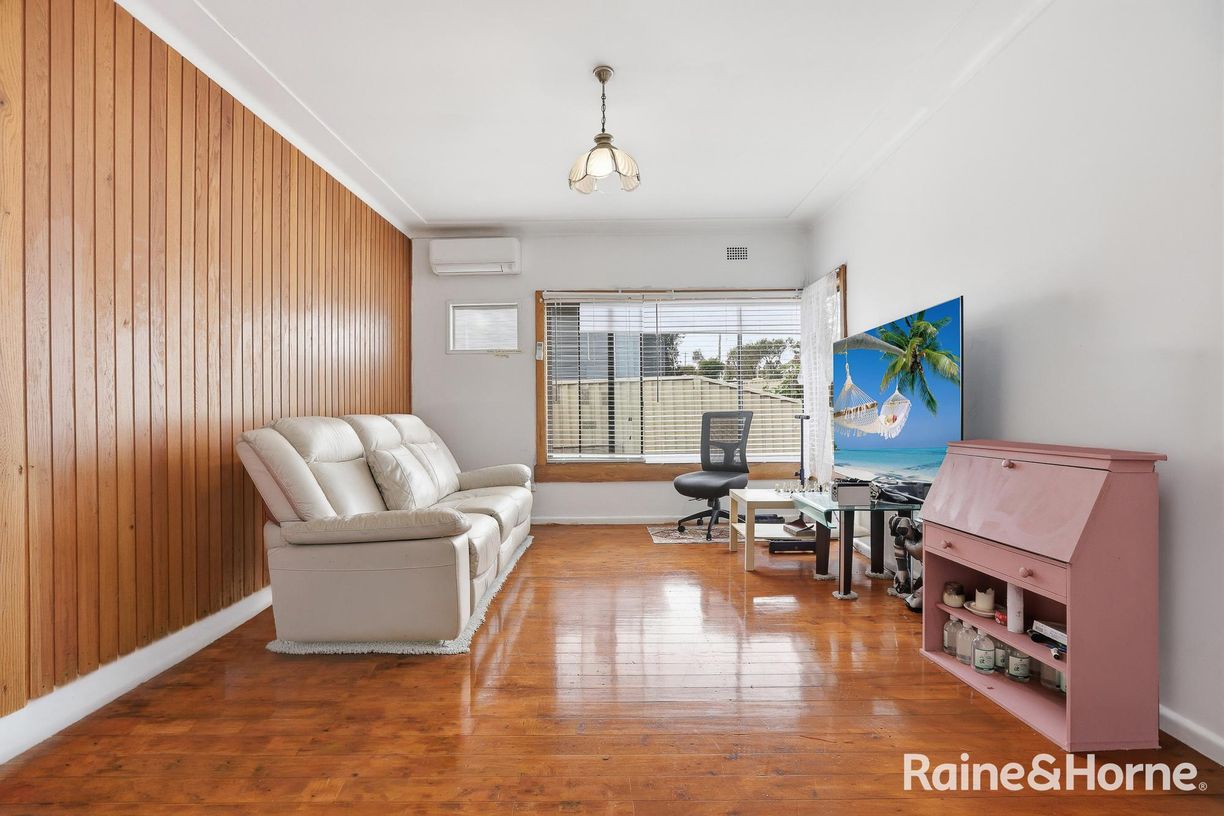 21 Weemala Avenue — photo 5 of 16