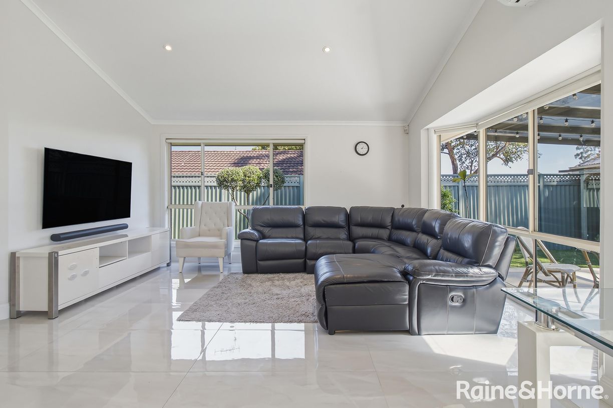 26 Aliberti Drive — photo 3 of 15