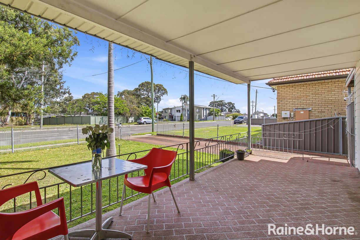41 Lyton Street — photo 12 of 15