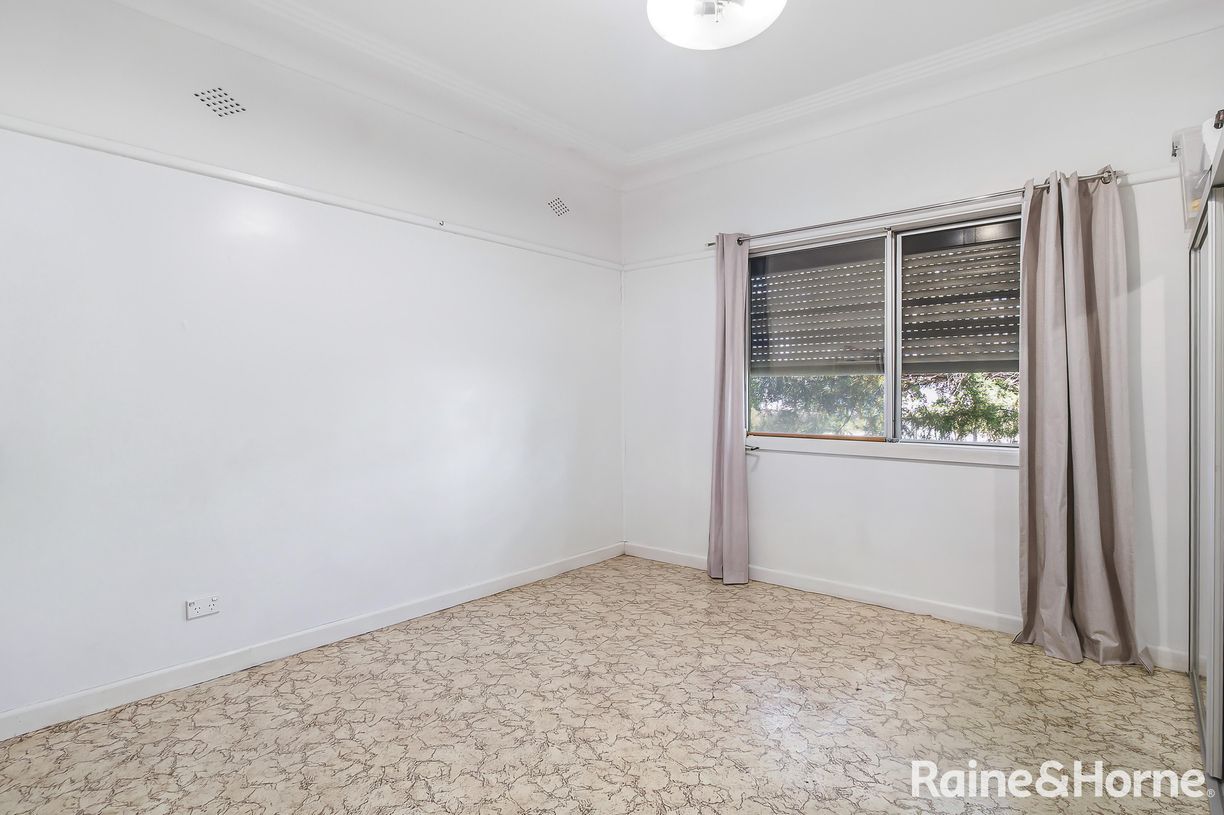 41 Lyton Street — photo 7 of 15