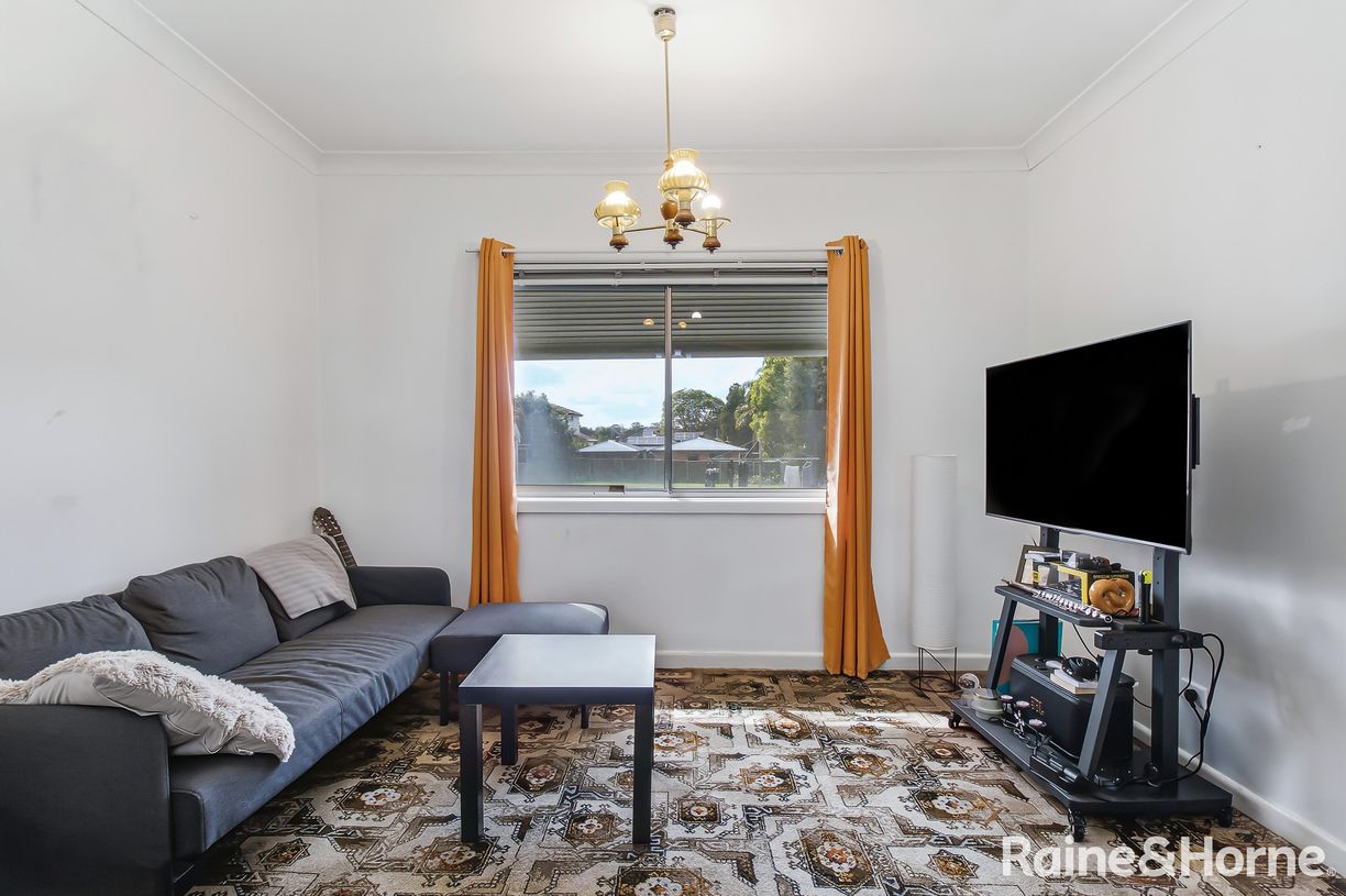 41 Lyton Street — photo 5 of 15