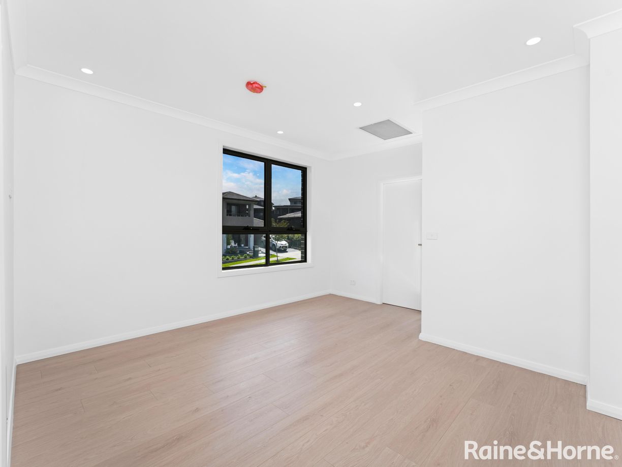 2 Solomon Street — photo 5 of 11