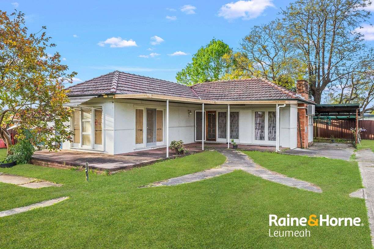 Macquarie Fields NSW — photo 2 of 11
