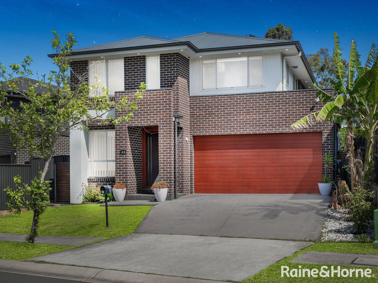 5 Crowley Boulevard, Claymore NSW 2559