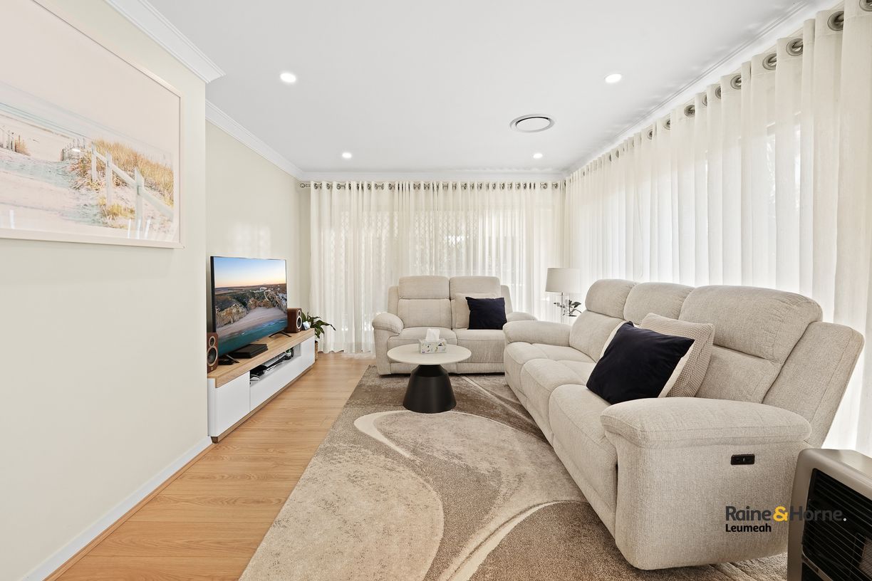 11 Piper Way — photo 2 of 13