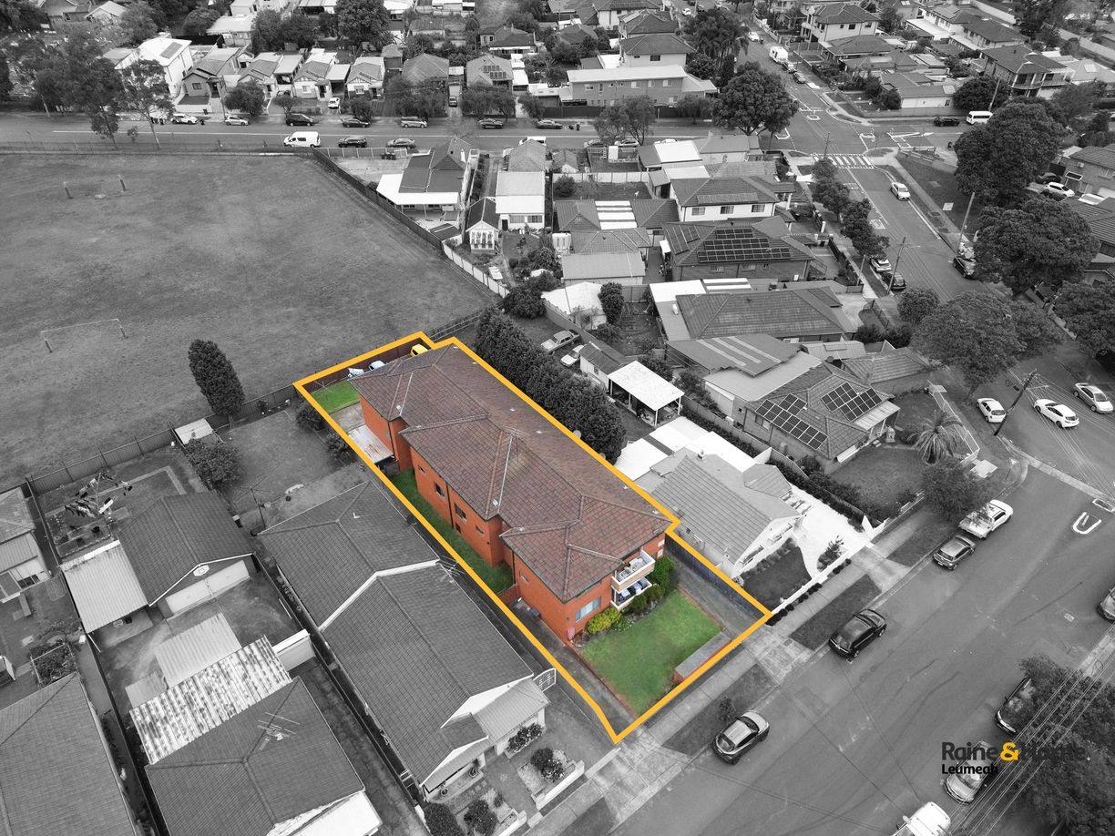 2/22 Owen Street — photo 8 of 11