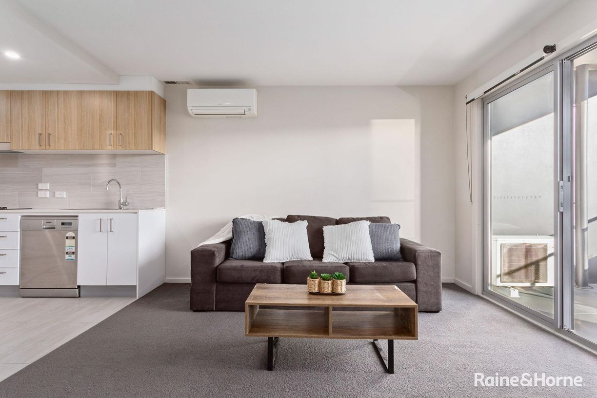 236/325 Anketell Street — photo 3 of 11
