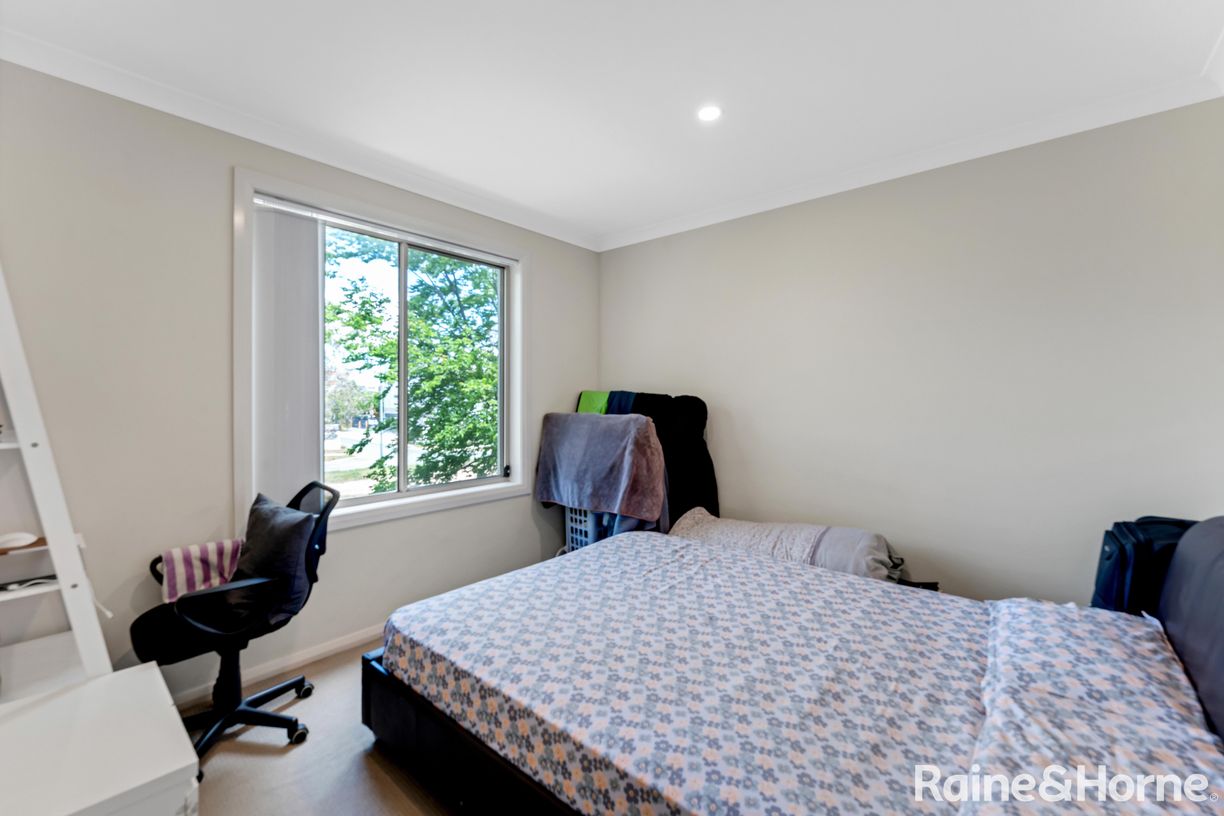 85 Anthony Rolfe Avenue — photo 12 of 20