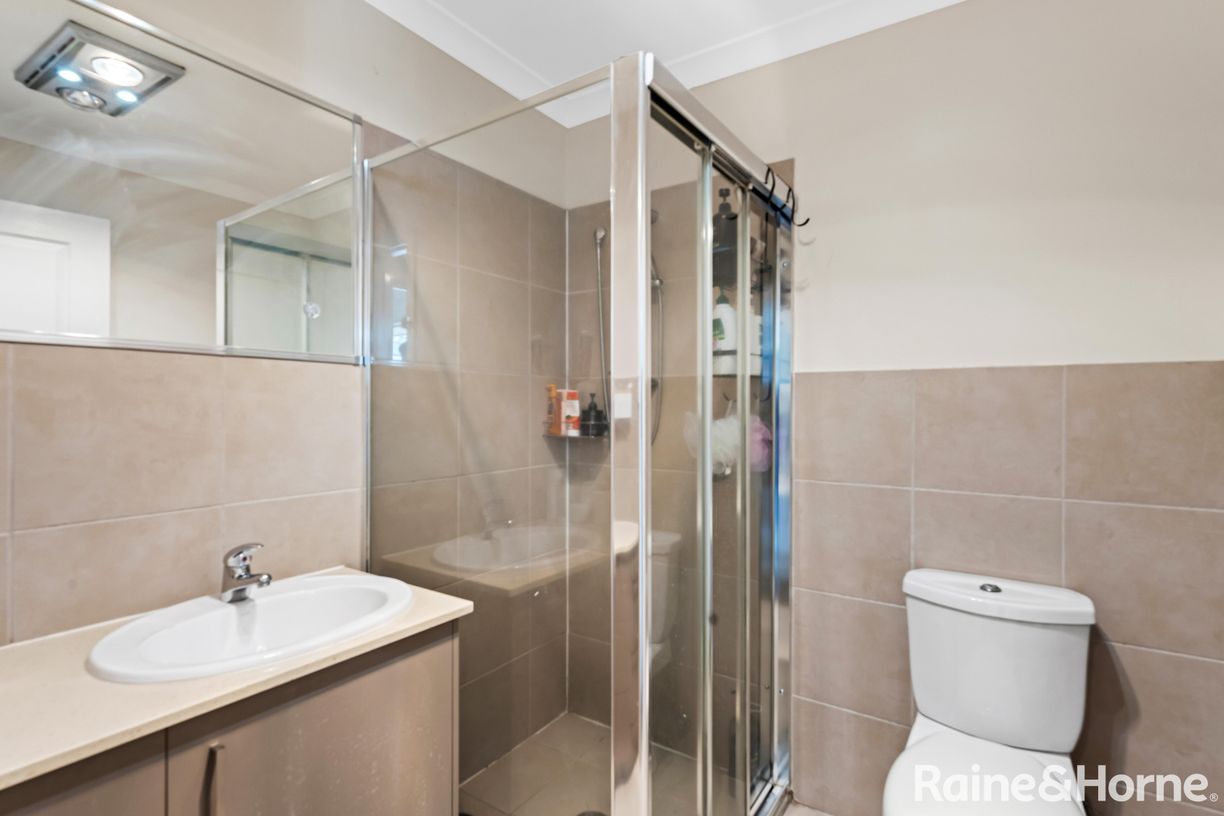 85 Anthony Rolfe Avenue — photo 11 of 20