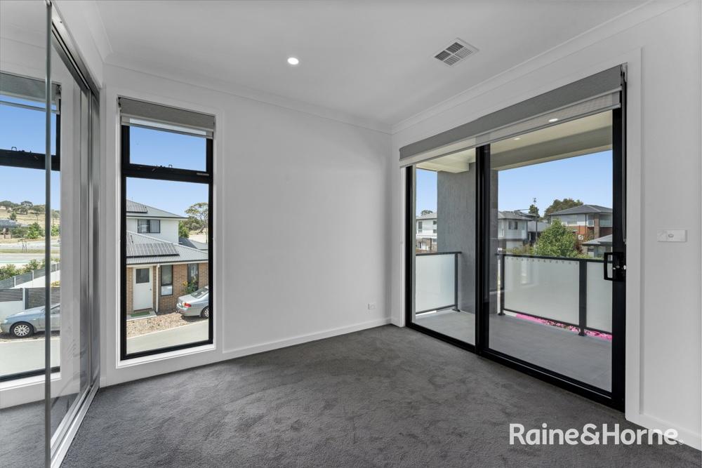 9 Bonthrone Street — photo 9 of 11