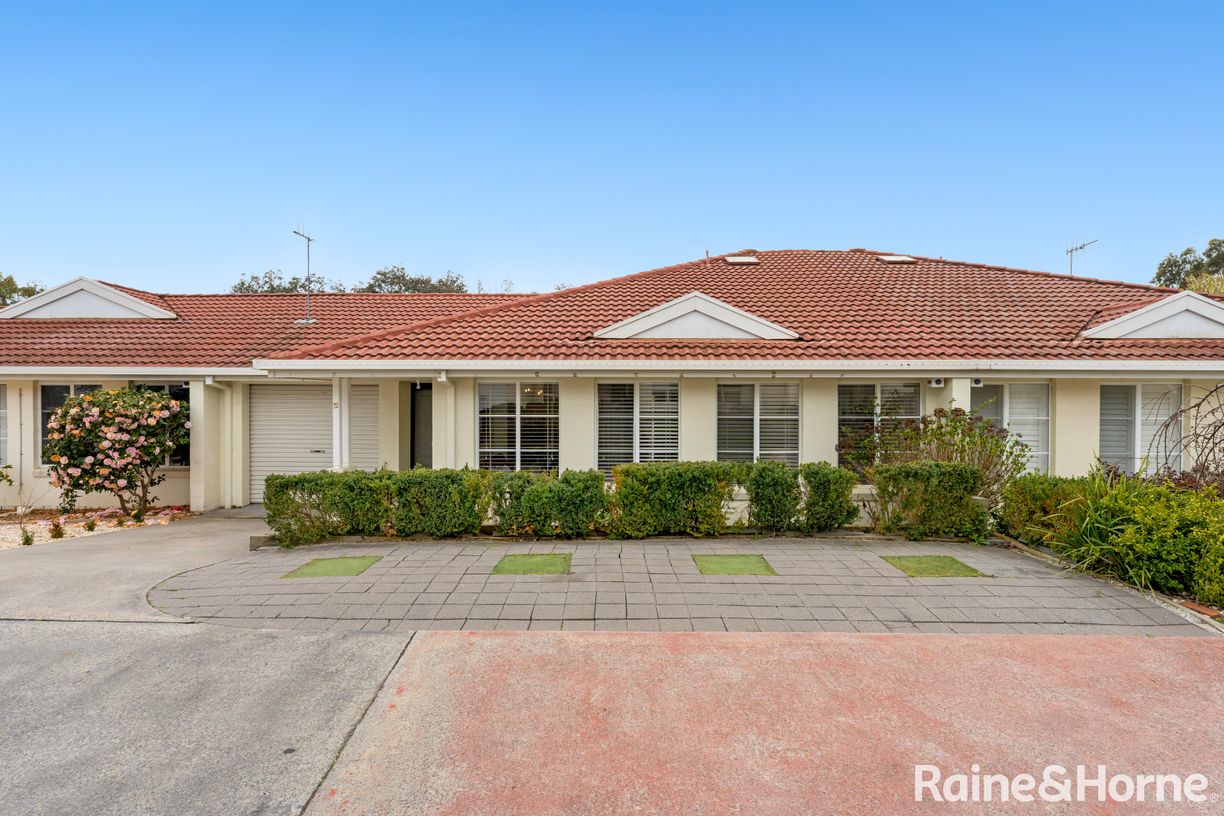 12/123 Kelleway Avenue — photo from Raine & Horne Gungahlin