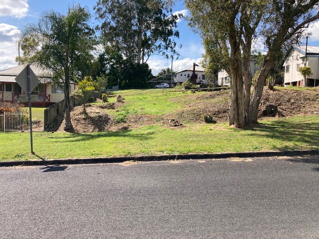 44 Woodford Street — photo 10 of 18