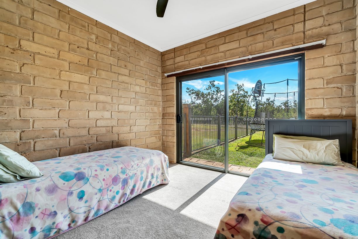 425 Tullymorgan Road — photo 15 of 30