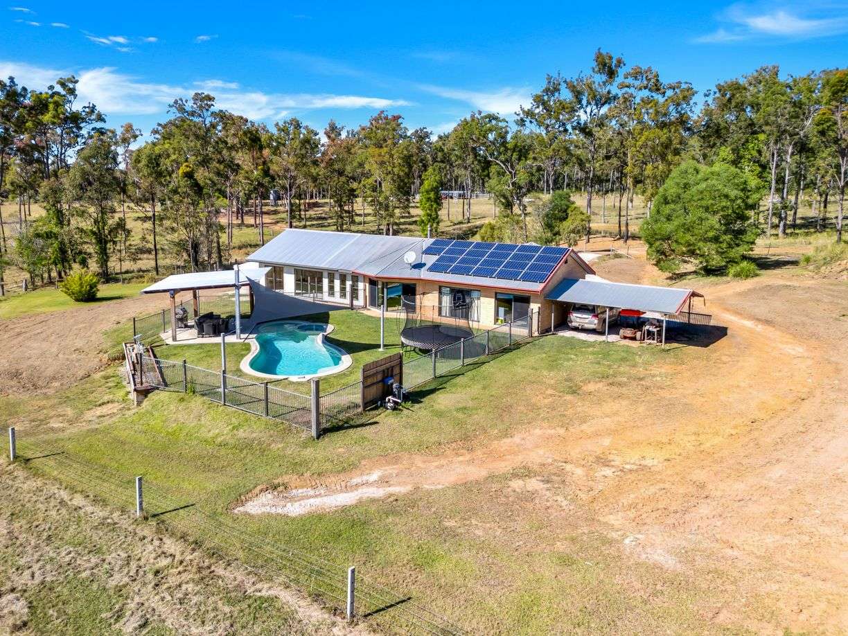 425 Tullymorgan Road — photo 4 of 30