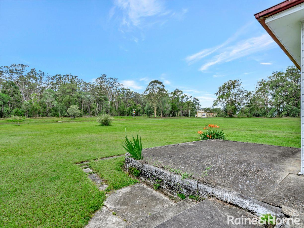 326 Brooms Head Road — photo 14 of 22