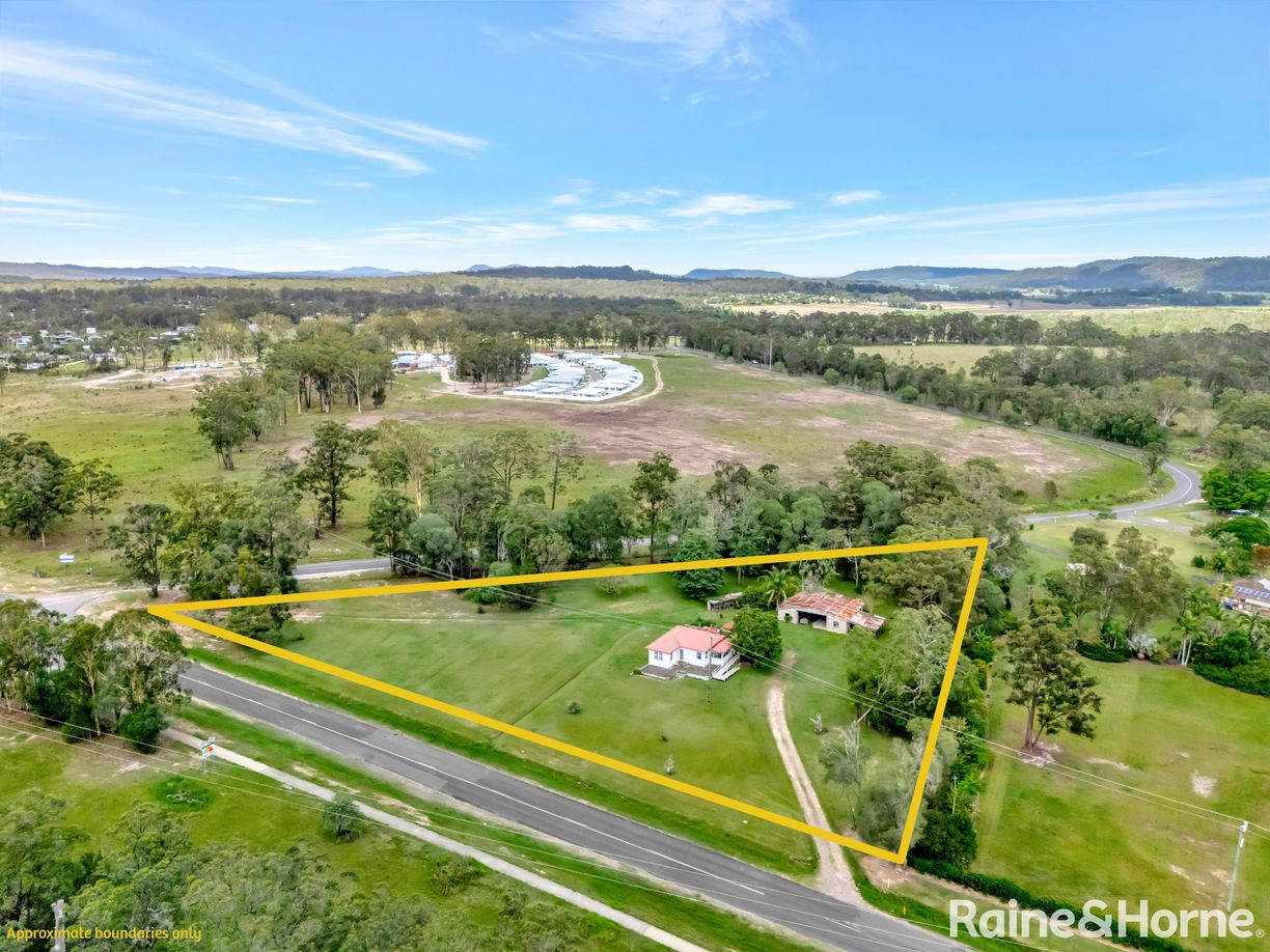 326 Brooms Head Road — photo from Raine & Horne Maclean | Yamba | Iluka
