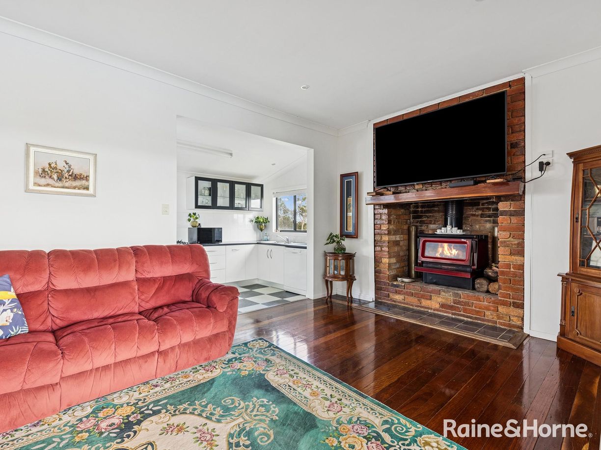 2351 Lawrence Road — photo 6 of 26