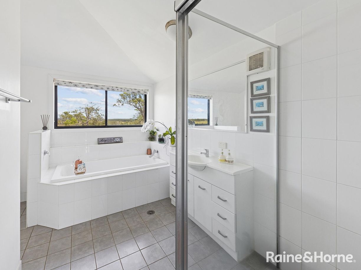 2351 Lawrence Road — photo 15 of 26