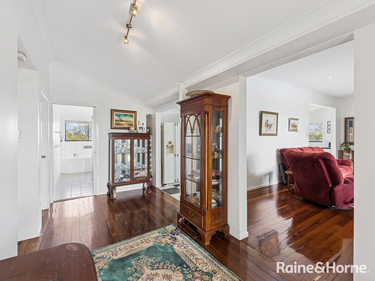 2351 Lawrence Road — photo 5 of 26